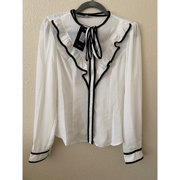 Fashion Nova - White & Black Ruffle Top - Picture 4 of 8